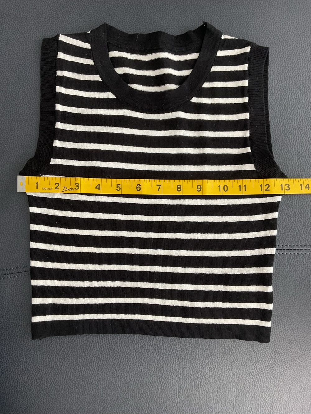 COMMENSE • Black and White Striped Sleeveless CropTop • Size Small - Picture 5 of 6